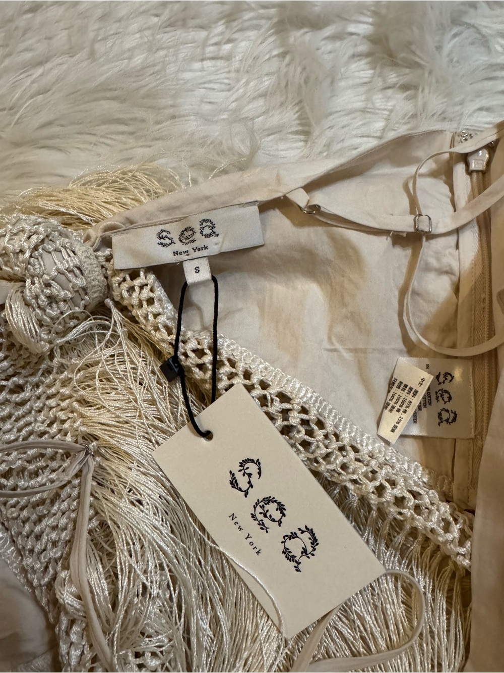 Sea New York New Rafina Eyelet Fringe Top Cream Small - Picture 4 of 6